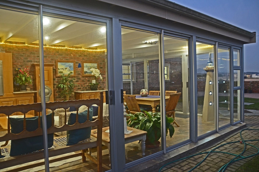 5 Bedroom Property for Sale in Tergniet Western Cape